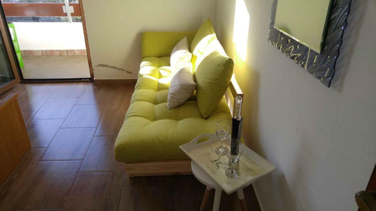 Vera Apartment 1 Rogoznica  Quarto foto