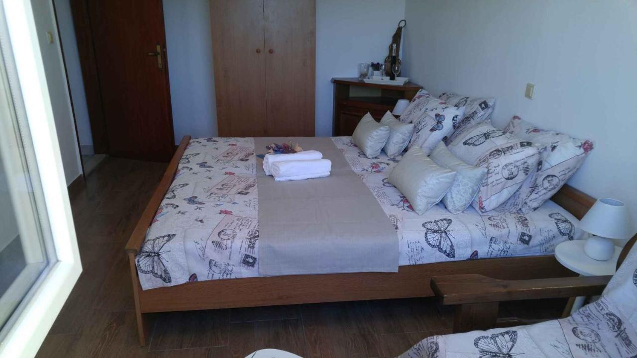 Vera Apartment 1 Rogoznica  Quarto foto