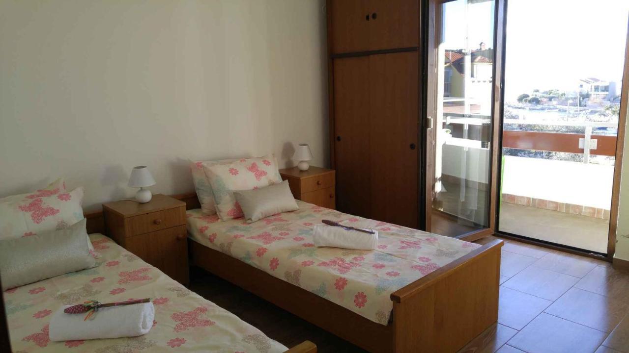 Vera Apartment 1 Rogoznica  Quarto foto