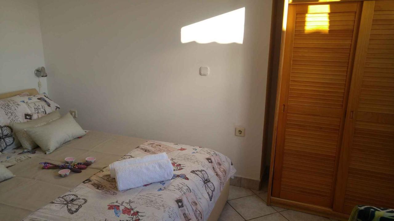 Vera Apartment 1 Rogoznica  Quarto foto