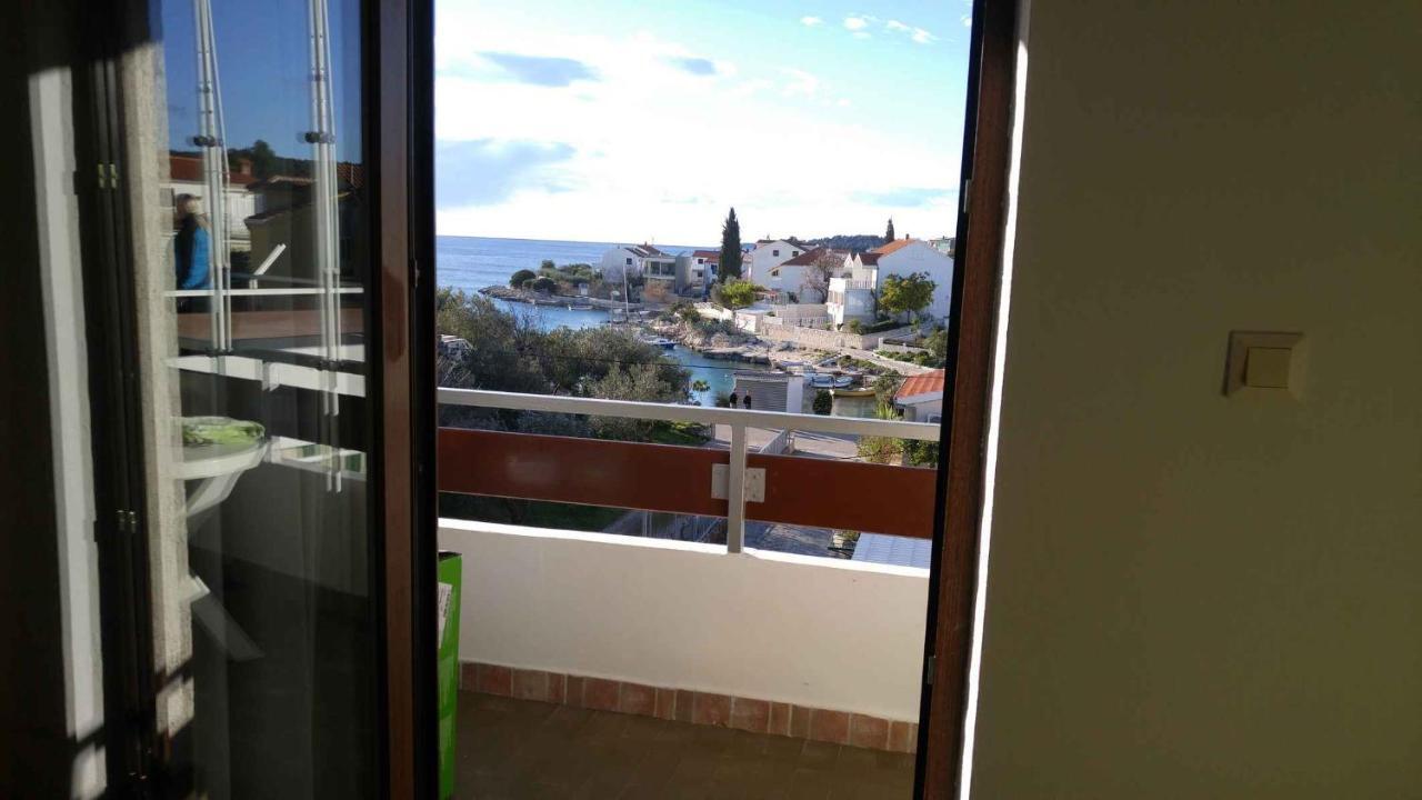 Vera Apartment 1 Rogoznica  Quarto foto